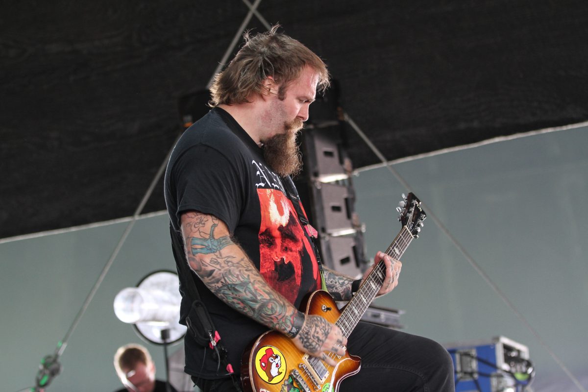 Andy Williams, guitarrista de Every Time I Die, en el festival With Full Force de 2013