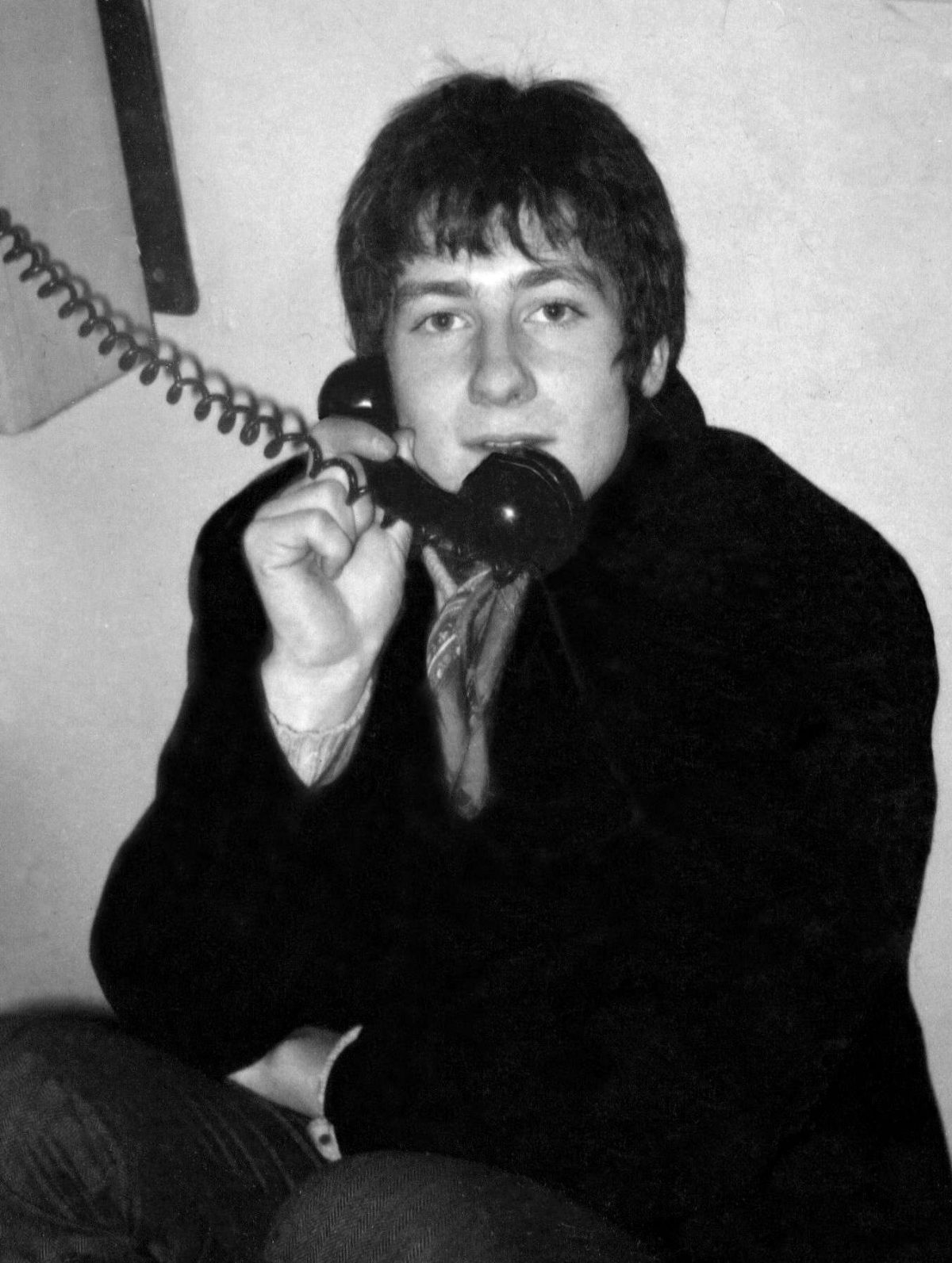 George Fenton en 1969, entre bastidores del teatro Apollo de Londres